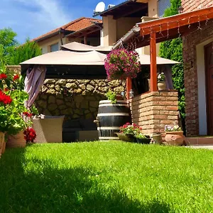 Apartman Janicsár Garden